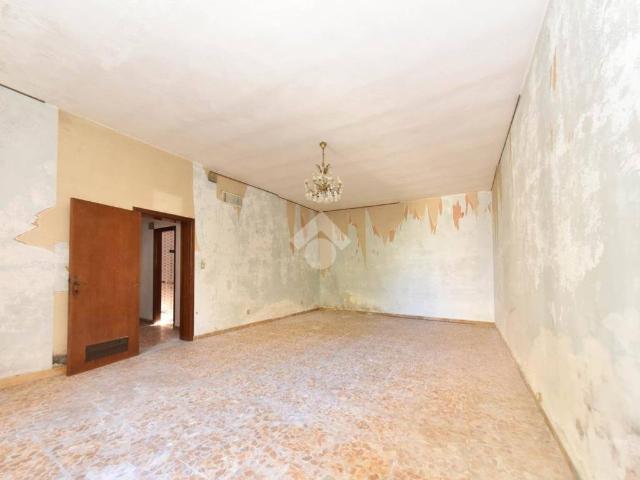 Appartamento in vendita a Bonaria, Cagliari