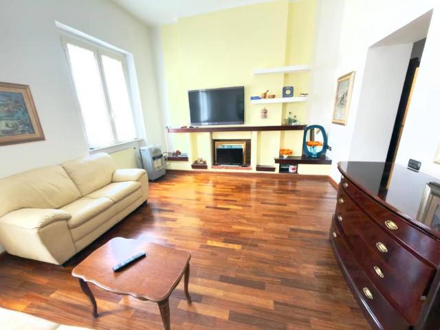 Appartamento in vendita a San Benedetto, Cagliari
