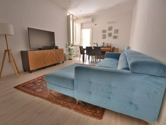 Appartamento in vendita a Bonaria, Cagliari