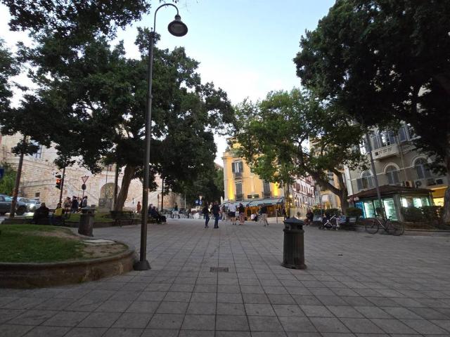 Appartamento in vendita a Bonaria, Cagliari