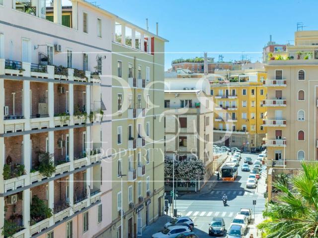 Appartamento in vendita a Bonaria, Cagliari