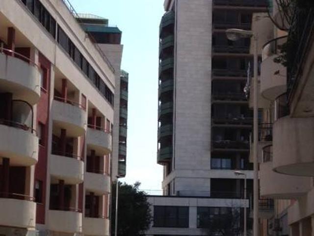 Appartamento in vendita a Sant'Avendrace-Santa Gilla, Cagliari