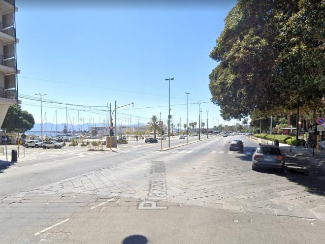 Appartamento in vendita a Bonaria, Cagliari