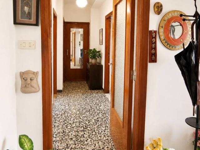 Appartamento in vendita a Is Mirrionis, Cagliari