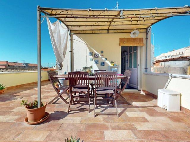 Appartamento in vendita a Lapola/Marina, Cagliari