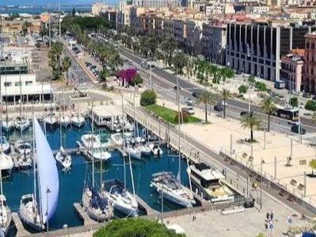 Appartamento in vendita a Bonaria, Cagliari