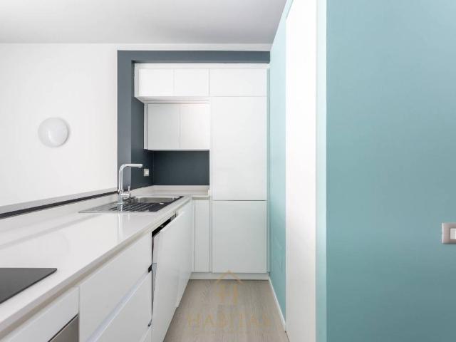 Appartamento in vendita a Monte Urpinu, Cagliari