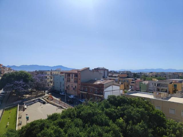 Appartamento in vendita a Is Mirrionis, Cagliari