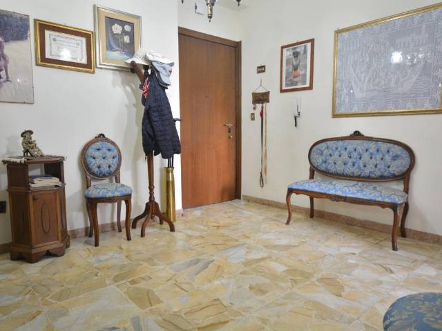 Appartamento in vendita a Quartiere del Sole, Cagliari