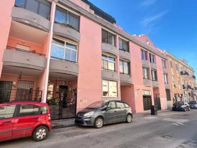 Appartamento in vendita a Villa Doloretta, Cagliari