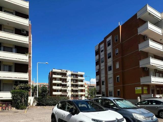 Appartamento in vendita a Genneruxi, Cagliari