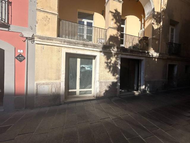 Appartamento in vendita a Castedd'e susu/Castello, Cagliari