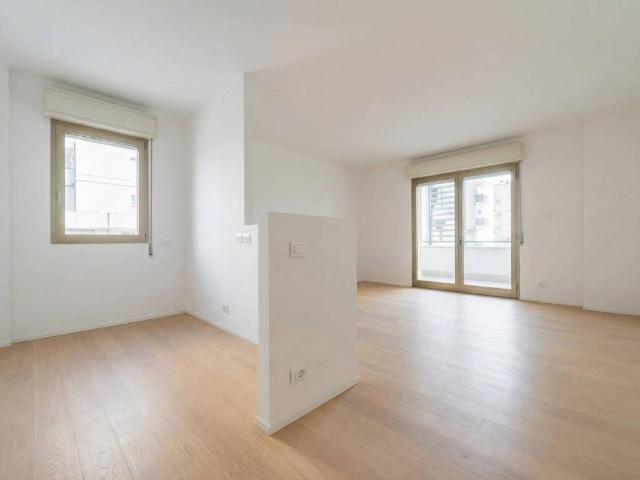 Appartamento in vendita a Bonaria, Cagliari