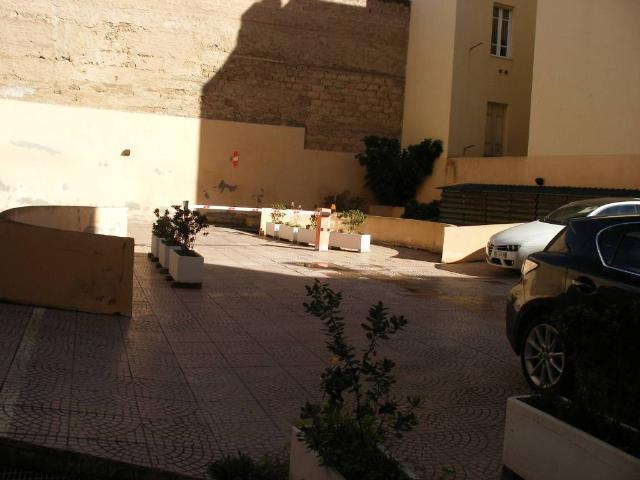 Appartamento in vendita a San Benedetto, Cagliari