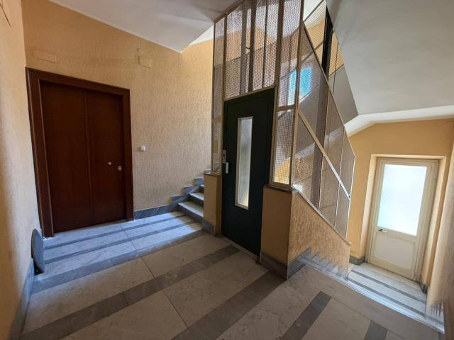 Appartamento in vendita a San Benedetto, Cagliari