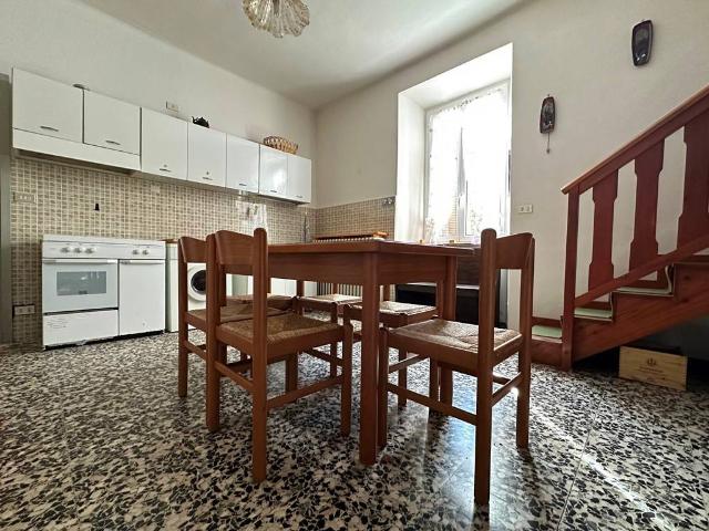 Appartamento in vendita a Caglio, Lombardia