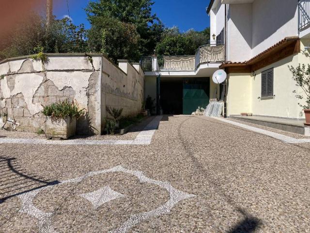 Appartamento in vendita a Caiazzo, Campania
