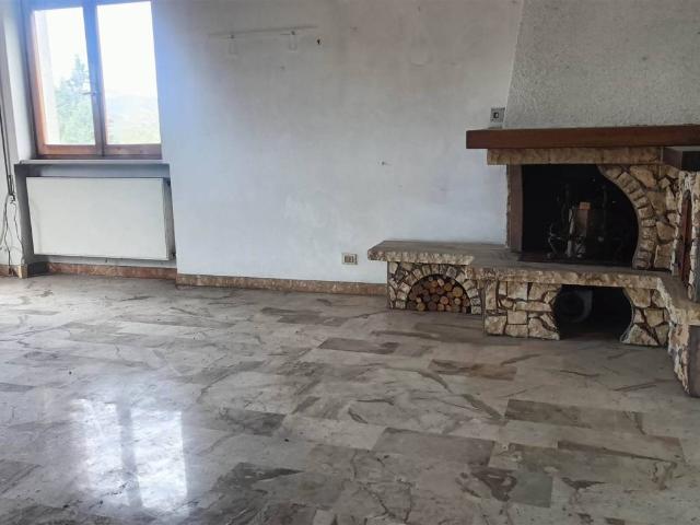 Villa Indipendente in vendita a Cairo Montenotte, Liguria