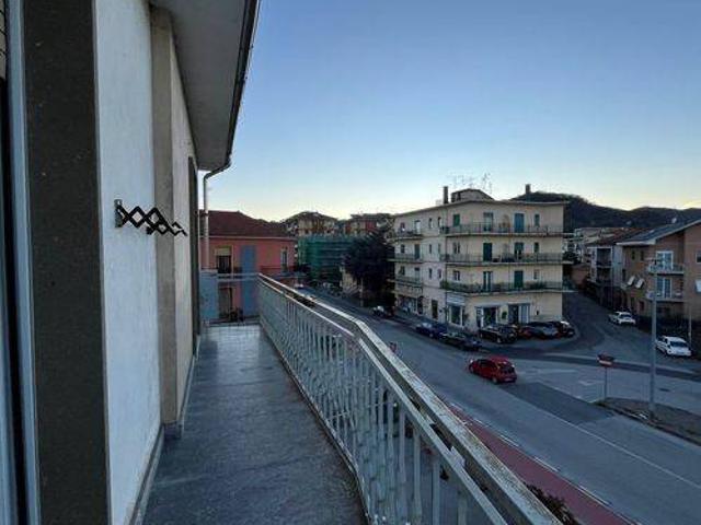 Appartamento in vendita a Cairo Montenotte, Liguria