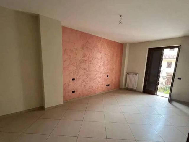 Appartamento in vendita a Caivano, Campania