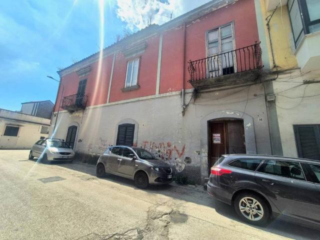 Appartamento in vendita a Caivano, Campania