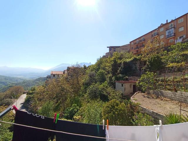 Appartamento in vendita a Calabritto, Campania