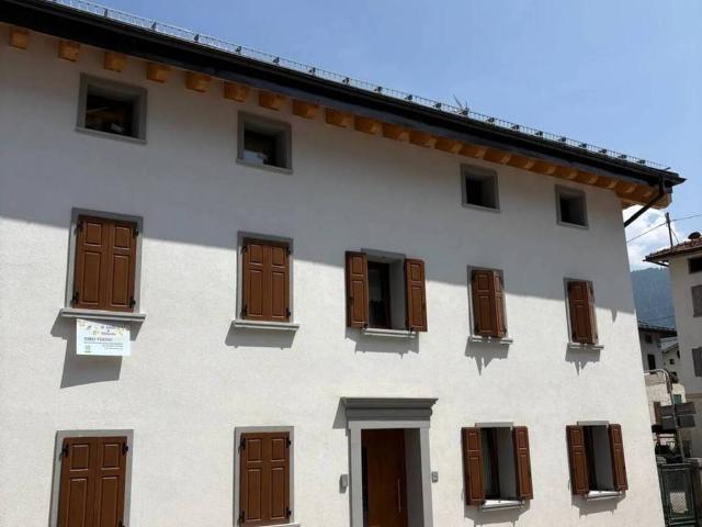 Appartamento in vendita a Calalzo Di Cadore, Veneto