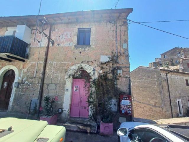 Appartamento in vendita a Calcata, Lazio