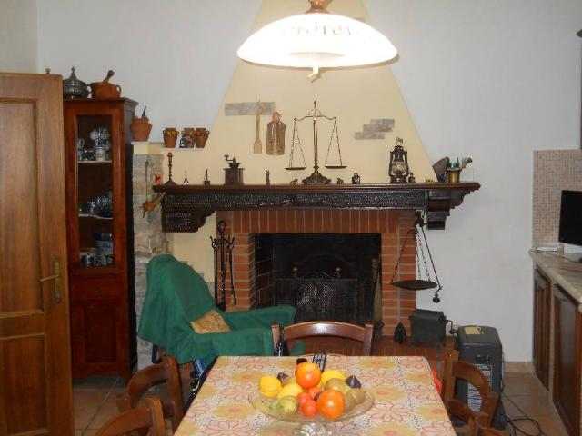 Appartamento in vendita a Calci, Toscana