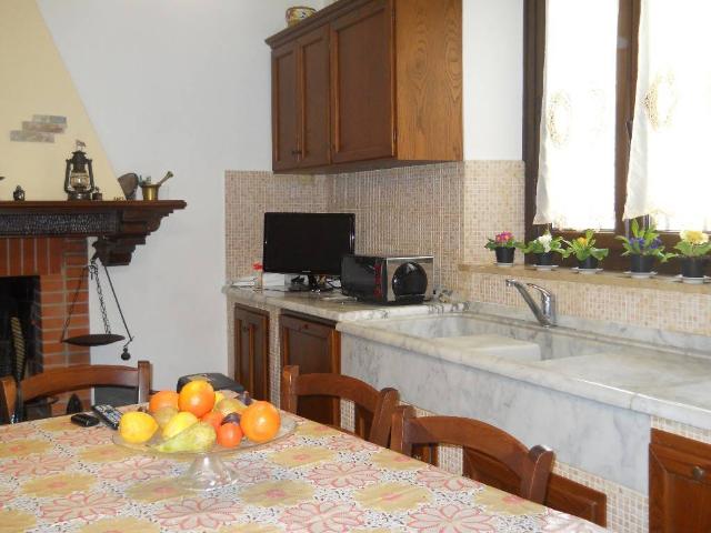 Appartamento in vendita a Calci, Toscana
