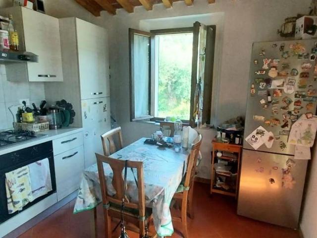 Appartamento in vendita a Calci, Toscana