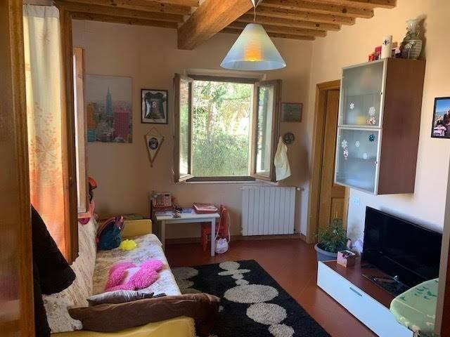 Appartamento in vendita a Montemagno, Calci