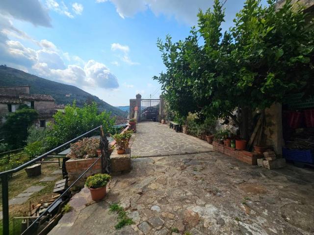 Appartamento in vendita a San Donato, Calci