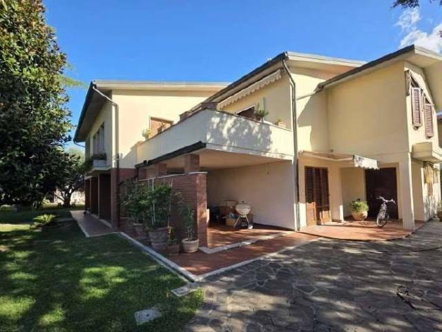 Appartamento in vendita a Calcinaia, Toscana