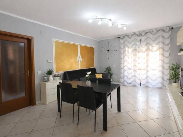 Appartamento in vendita a Calcinaia, Toscana