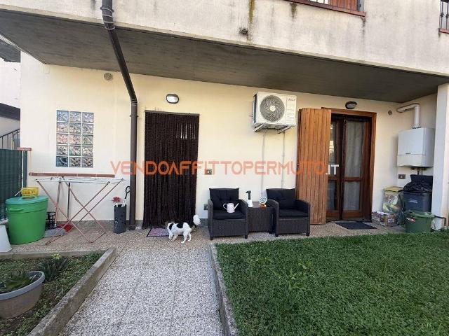 Appartamento in vendita a Calcinate, Lombardia