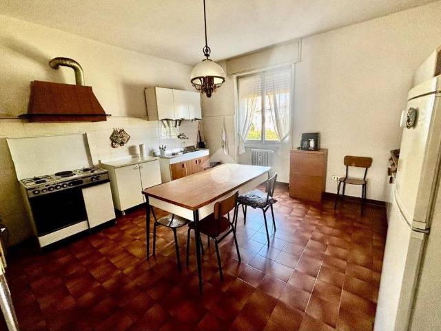 Appartamento in vendita a Calcinate, Lombardia