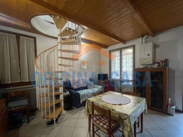 Appartamento in vendita a Calcinato, Lombardia