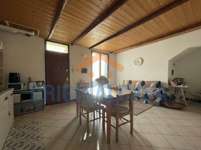 Appartamento in vendita a Calcinato, Lombardia