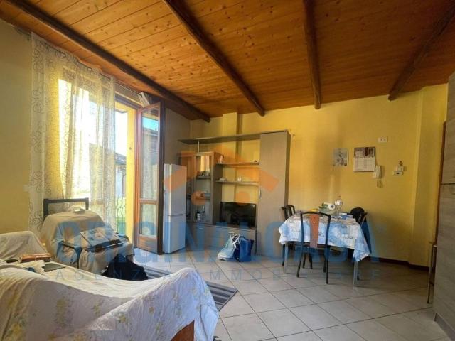 Appartamento in vendita a Calcinato, Lombardia