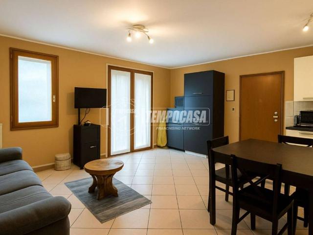 Appartamento in vendita a Grugana, Calco