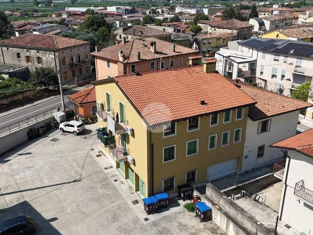 Appartamento in vendita a Caldiero, Veneto