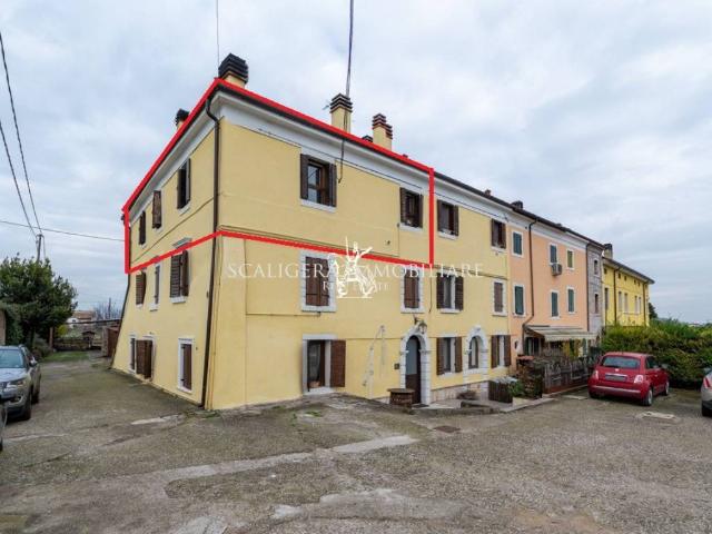 Appartamento in vendita a Caldiero, Veneto
