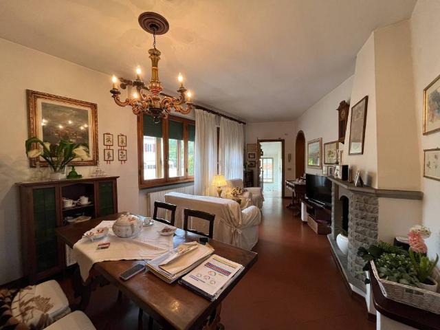 Appartamento in vendita a Calenzano, Toscana