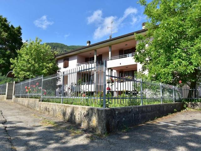 Appartamento in vendita a Calestano, Reggio Emilia