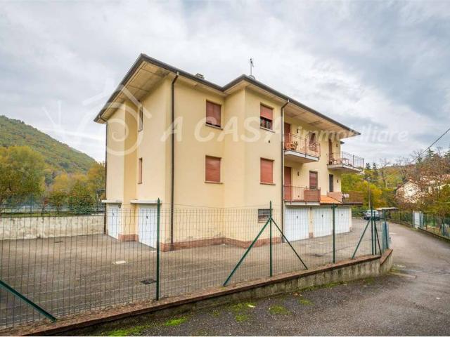Appartamento in vendita a Calestano, Reggio Emilia