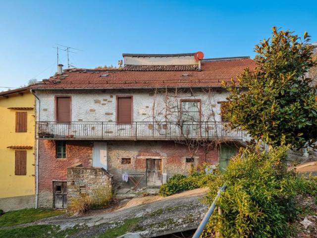 Appartamento in vendita a Calestano, Reggio Emilia