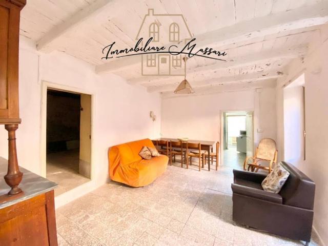 Appartamento in vendita a Calice Al Cornoviglio, Liguria