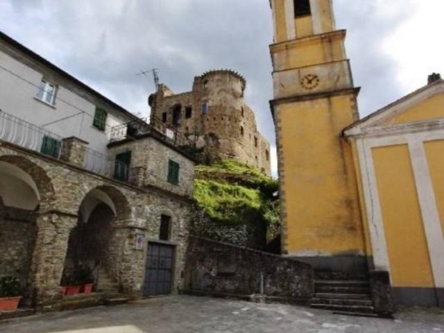 Appartamento in vendita a Calice Al Cornoviglio, Liguria