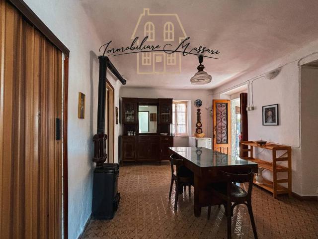 Appartamento in vendita a Calice Al Cornoviglio, Liguria